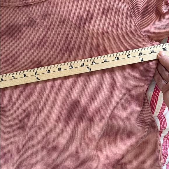 GAP Washed Rose Tie-Dye Thermal Top | Size Large | Ribbed Long Sleeve - Picture 8 of 11